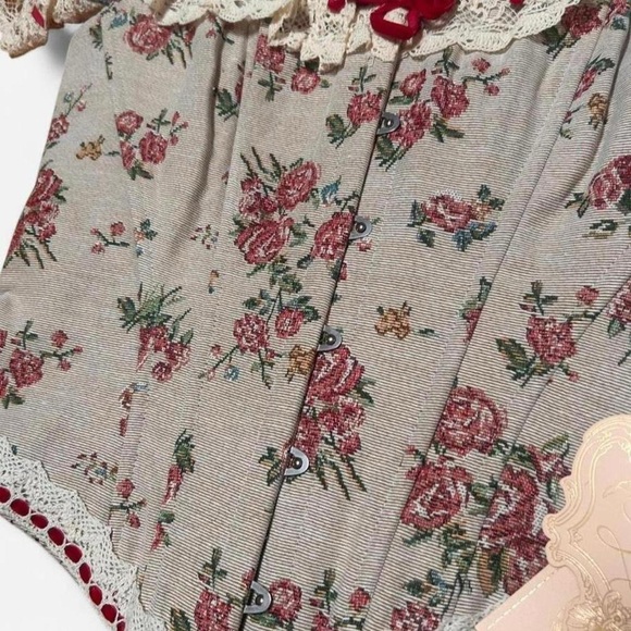 Lacemade Curve & Plus Rosey Cottage Corset - Picture 4 of 5